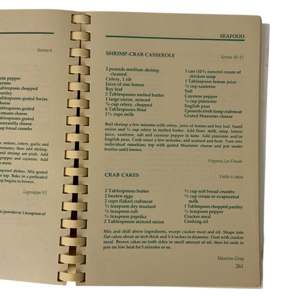 Beaumont Texas Junior League Lagniappe Cookbook First Edition 1982 Spiral Bound - Picture 9 of 11